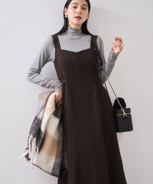 VIS(ビス)の「ウエストベルトジャンパースカート(ジャンパースカート・レディース・ダークブラウン/スミクロ・FREE)」の2枚目の写真