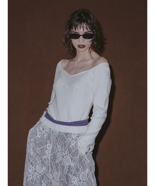 ELCHELE(エルチェレ)の「WINE GLASS KNIT TOP(ニット/セーター・レディース・オフホワイト/チョコ・FREE)」の8枚目の写真