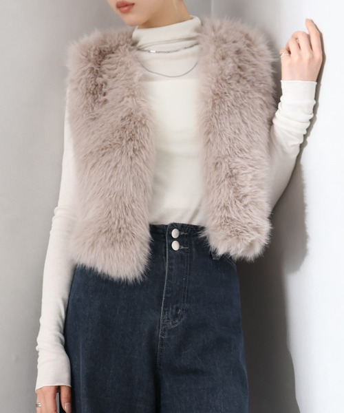 新品未使用★ELLIE★ファーショートベスト★Gray 予約販売11月下旬配送】ファーショートベスト【GRAY】 – ELLIE
