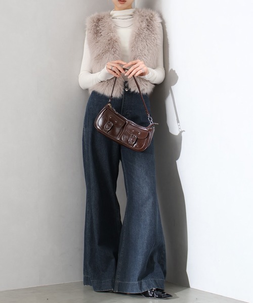 SpRay（スプレイ）の「エコファーショートベスト（ベスト・レディース・アイボリー/グレー/ブラック/グレイッシュベージュ・FREE）」の6枚目の写真