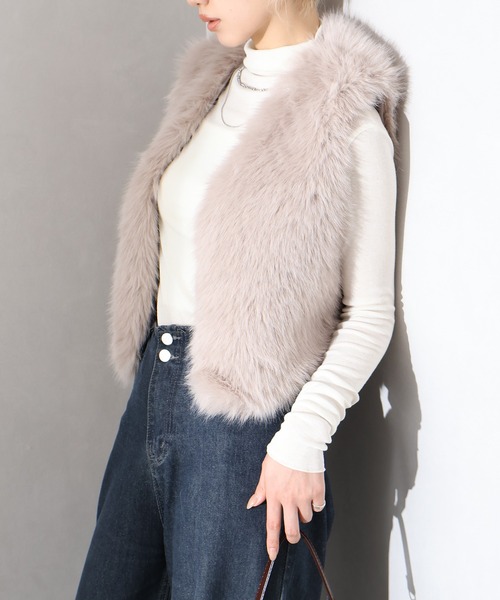 SpRay（スプレイ）の「エコファーショートベスト（ベスト・レディース・アイボリー/グレー/ブラック/グレイッシュベージュ・FREE）」の12枚目の写真