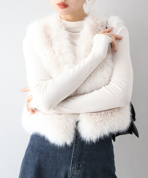 SpRay（スプレイ）の「エコファーショートベスト（ベスト・レディース・アイボリー/グレー/ブラック/グレイッシュベージュ・FREE）」の13枚目の写真