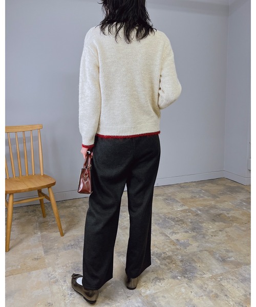 Doumoi(ドゥモエ)の「フラワーモチーフ ハートボタン ニット カーディガン(カーディガン/ボレロ・レディース・グレー/アイボリー・FREE)」の6枚目の写真