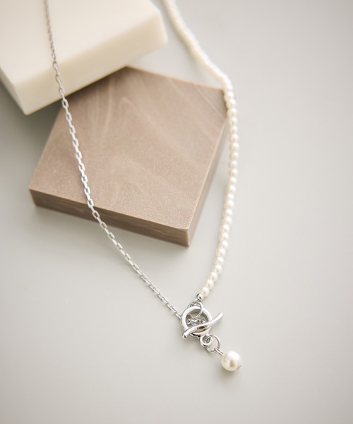 ROPE' PICNIC（ロペピクニック）の「チェーン×パールショートスライドネックレス（ネックレス・レディース・ゴールド/シルバー・FREE）」の2枚目の写真
