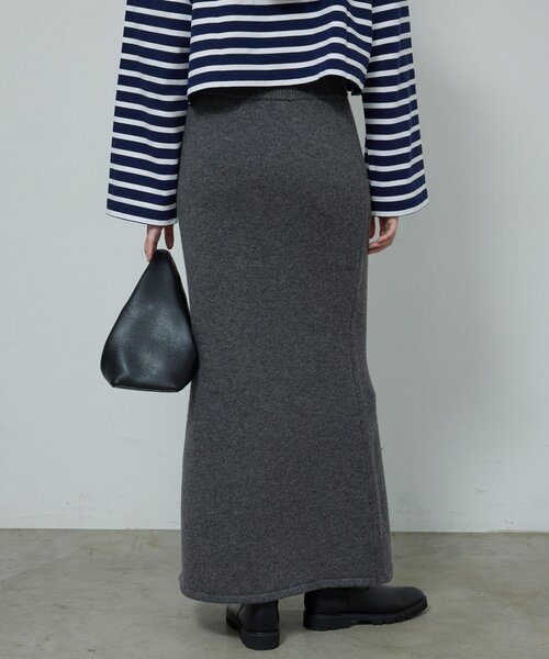 GALLARDAGALANTE(ガリャルダガランテ)の「【セットアップ対応】【手洗い可】メリノウールニットスカート(スカート・レディース・ベージュ/チャコールグレー・FREE)」の8枚目の写真
