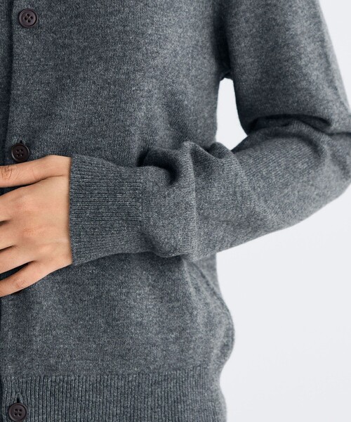 エクストラファインウール クルーネックカーディガン