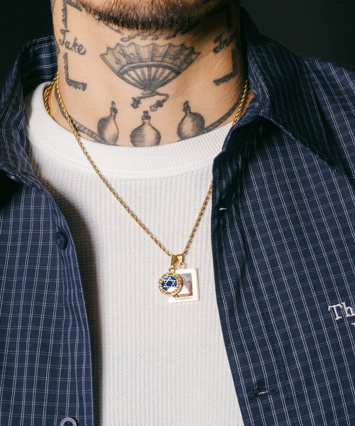 Subciety(サブサエティ)の「Epoxy brass necklace(ネックレス・メンズ・ゴールド・FREE)」の13枚目の写真