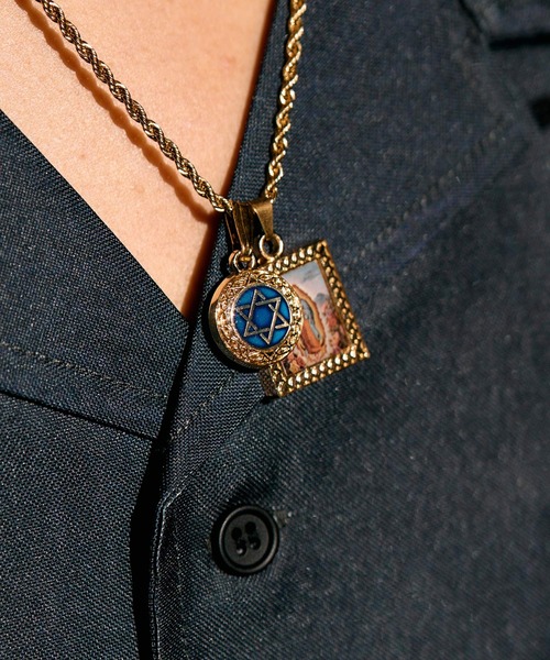 Subciety(サブサエティ)の「Epoxy brass necklace(ネックレス・メンズ・ゴールド・FREE)」の19枚目の写真