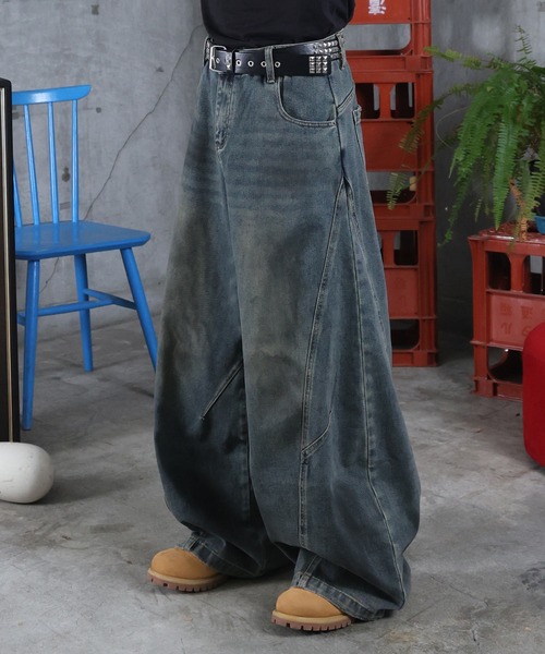 ILL'S(イルズ)の「AW ウォッシュド バレルレッグ デニムパンツ メンズ レディース ユニセックス 【ILL'S】(デニムパンツ・メンズ・ブルー・L/M)」の3枚目の写真