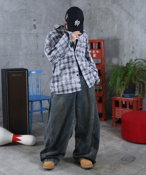 ILL'S(イルズ)の「AW ウォッシュド バレルレッグ デニムパンツ メンズ レディース ユニセックス 【ILL'S】(デニムパンツ・メンズ・ブルー・L/M)」の17枚目の写真
