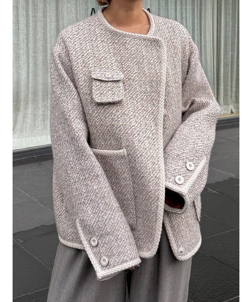 ELCHELE(エルチェレ)の「JUN´S TWEED JACKET(ノーカラージャケット・レディース・ライトブラウン/ナチュラル・FREE)」の2枚目の写真