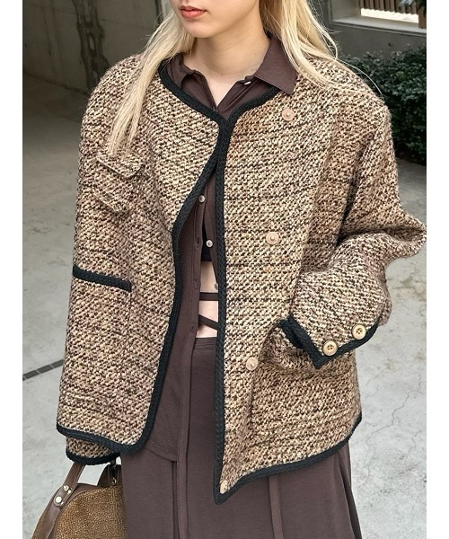 ELCHELE(エルチェレ)の「JUN´S TWEED JACKET(ノーカラージャケット・レディース・ライトブラウン/ナチュラル・FREE)」の9枚目の写真