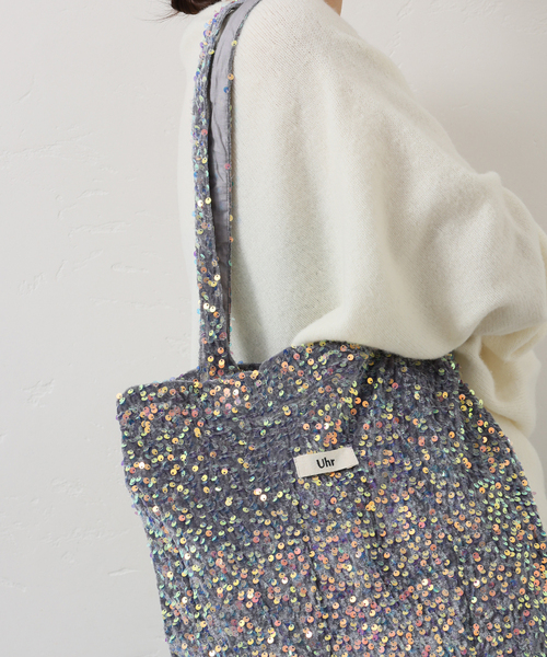 Spick & Span（スピックアンドスパン）の「《一部店舗+WEB限定》Uhr/ウーア SPANGLE VELOUR TOTE（トートバッグ・レディース・ブラック/チャコールグレー・FREE）」の4枚目の写真