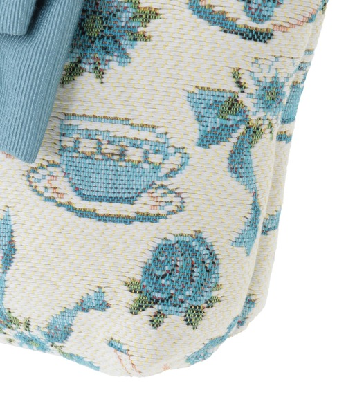 Maison de FLEUR（メゾンドフルール）の「ティーカップ柄ゴブランポーチ（ポーチ・レディース・オフホワイト・FREE）」の7枚目の写真