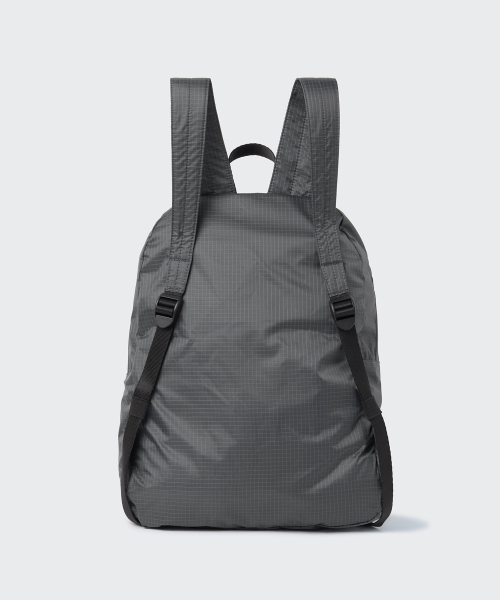 MUSINSA STANDARD（ムシンサスタンダード）の「リップストップパッカブルバックパック [グレー]（バックパック/リュック・レディース・その他・FREE）」の4枚目の写真
