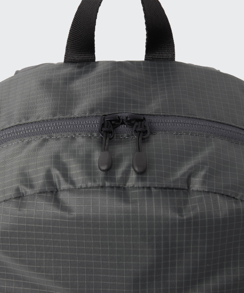 MUSINSA STANDARD（ムシンサスタンダード）の「リップストップパッカブルバックパック [グレー]（バックパック/リュック・レディース・その他・FREE）」の5枚目の写真