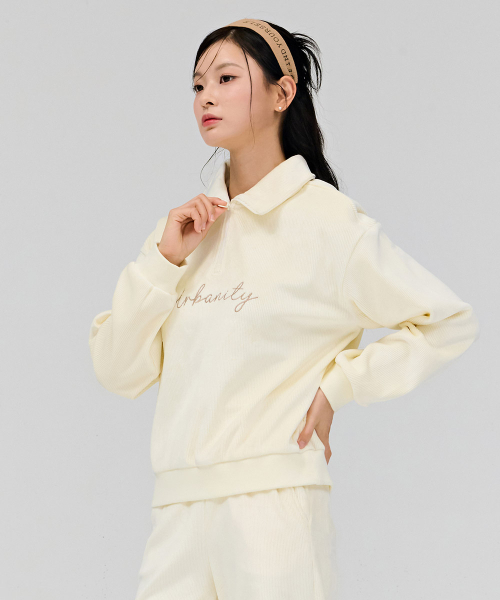CHASECULT(チェイスカルト)の「女性起毛半ジップスウェットTシャツ-アイボリー(スウェット・レディース・アイボリー・90/85/95)」の3枚目の写真