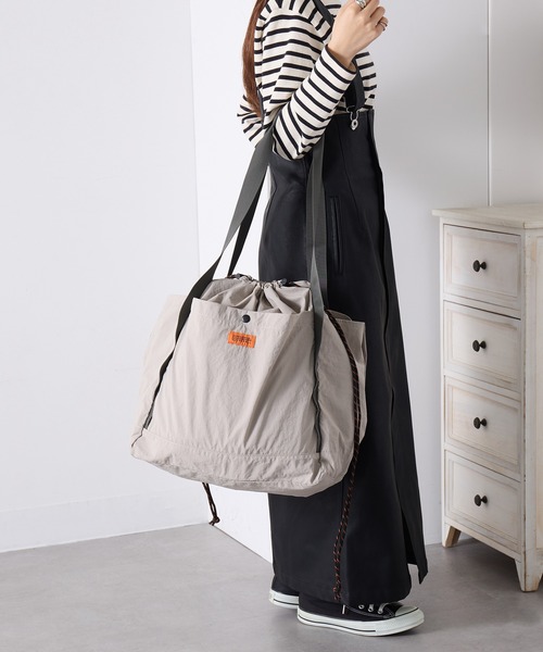 UNIVERSAL OVERALL（ユニバーサルオーバーオール）の「【UNIVERSAL OVERALL】シンゲンブドウバッグ (L) UVO-189（ハンドバッグ・レディース・グレイッシュベージュ/ベージュ/ダークオリーブ/ブラック・FREE）」の9枚目の写真