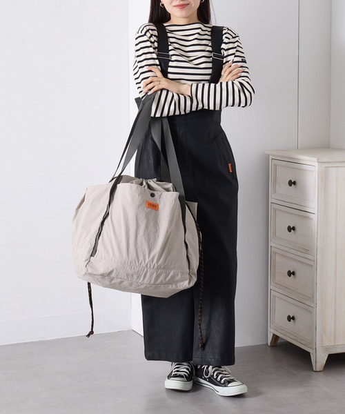 UNIVERSAL OVERALL（ユニバーサルオーバーオール）の「【UNIVERSAL OVERALL】シンゲンブドウバッグ (L) UVO-189（ハンドバッグ・レディース・グレイッシュベージュ/ベージュ/ダークオリーブ/ブラック・FREE）」の22枚目の写真