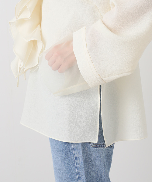 MIOSMOKEY（MIOSMOKEY）の「MIOSMOKEY RUFFLE BLOUSE MIO-252ST002：ブラウス（シャツ/ブラウス・レディース・ホワイト・38）」の12枚目の写真
