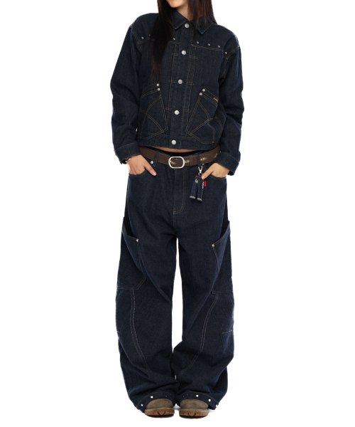 AAKAM(アーカム)の「Ankle Studded Denim Pants (Dark Blue)(デニムパンツ・レディース・その他・1/2)」の4枚目の写真