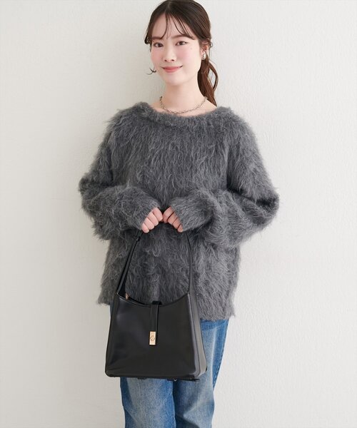 natural couture(ナチュラルクチュール)の「ロングフェザークルーネックニットプルオーバー(ニット/セーター・レディース・ベージュ/ピンク/オフホワイト/チャコールグレー・FREE)」の7枚目の写真