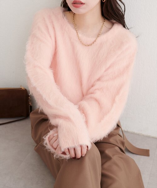 natural couture(ナチュラルクチュール)の「ロングフェザークルーネックニットプルオーバー(ニット/セーター・レディース・ベージュ/ピンク/オフホワイト/チャコールグレー・FREE)」の18枚目の写真