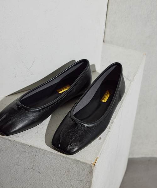 追加》GRISEレザースクエアプリーツフラット（その他シューズ）｜GRISE