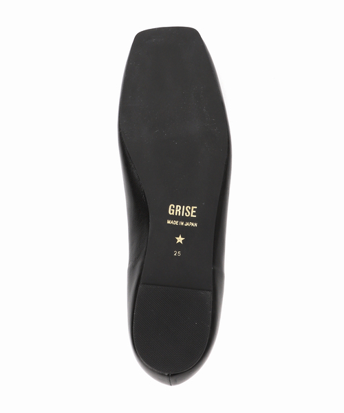 GRISE(グリーズ)の「《追加》GRISEレザースクエアプリーツフラット(その他シューズ・レディース・ブラック系その他/シルバー/ベージュ/ブルー系その他・22cm/24cm/24.5cm/25cm/21.5/23.5cm/23cm/22.5cm/25.5cm)」の9枚目の写真