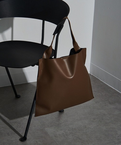 MAISON CLUB(メゾンクラブ)の「【MAISON CLUB】one handle bag ワンハンドルトートバッグ(トートバッグ・メンズ・ブラック/ブラウン/グレー・FREE)」の22枚目の写真