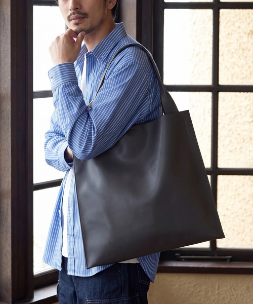 MAISON CLUB(メゾンクラブ)の「【MAISON CLUB】one handle bag ワンハンドルトートバッグ(トートバッグ・メンズ・ブラック/ブラウン/グレー・FREE)」の9枚目の写真