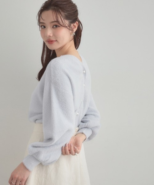 couture brooch(クチュールブローチ)の「【前後2WAY】Springフェザーカーデトップス(カーディガン/ボレロ・レディース・ブラウン系その他/サックスブルー/オフホワイト/パープル・36/38/42)」の5枚目の写真