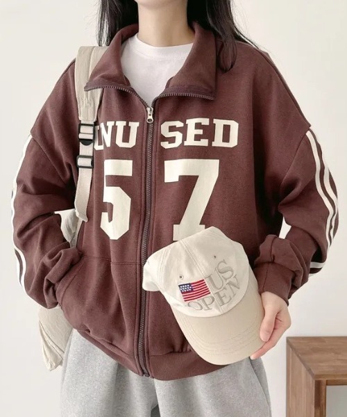 SHEPP（シープ）の「サイドラインデザインオーバーサイズスウェットジャケット（スウェット・レディース・ブラウン/ホワイト/ネイビー・L/M）」の10枚目の写真