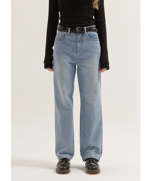 BUTTON UP(ボタンアップ)の「デイリーウォッシュドストレートデニム(ロングver.)(デニムパンツ・レディース・その他・SMALL/MEDIUM/LARGE)」の1枚目の写真