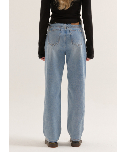BUTTON UP(ボタンアップ)の「デイリーウォッシュドストレートデニム(ロングver.)(デニムパンツ・レディース・その他・SMALL/MEDIUM/LARGE)」の5枚目の写真