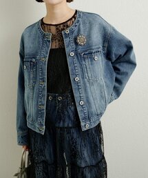 Omekashi（オメカシ）の「ブローチ付きダメージデニムGジャン（デニムジャケット）」
