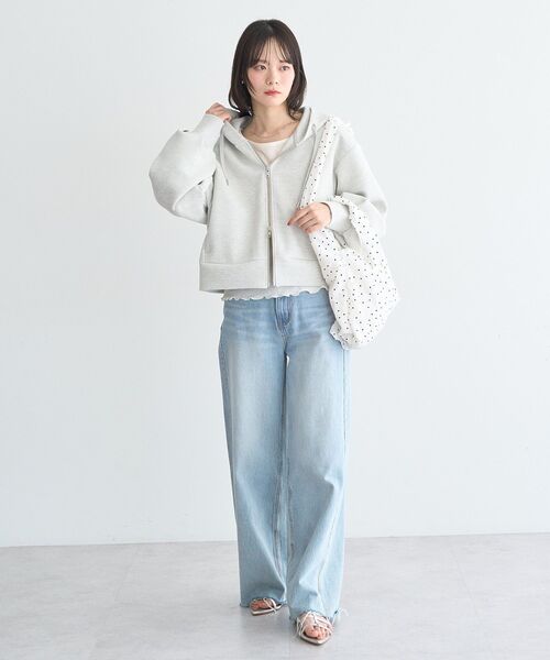 earth music&ecology(アースミュージックアンドエコロジー)の「エアもちフーディブルゾン(パーカー・レディース・杢グレー/アイボリー/ブラック・FREE)」の21枚目の写真