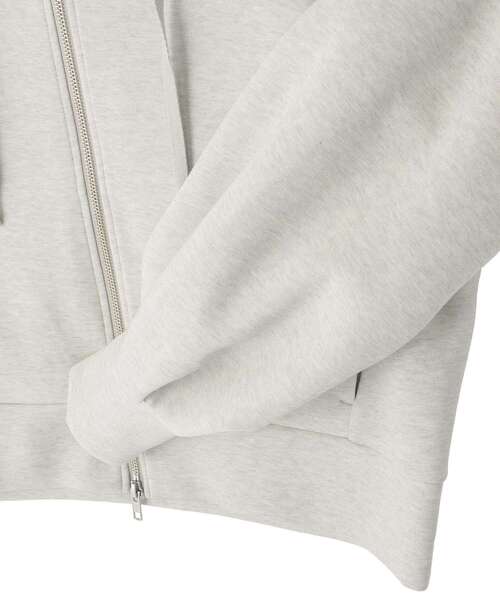 earth music&ecology（アースミュージックアンドエコロジー）の「エアもちフーディブルゾン（パーカー・レディース・杢グレー/アイボリー/ブラック・FREE）」の6枚目の写真