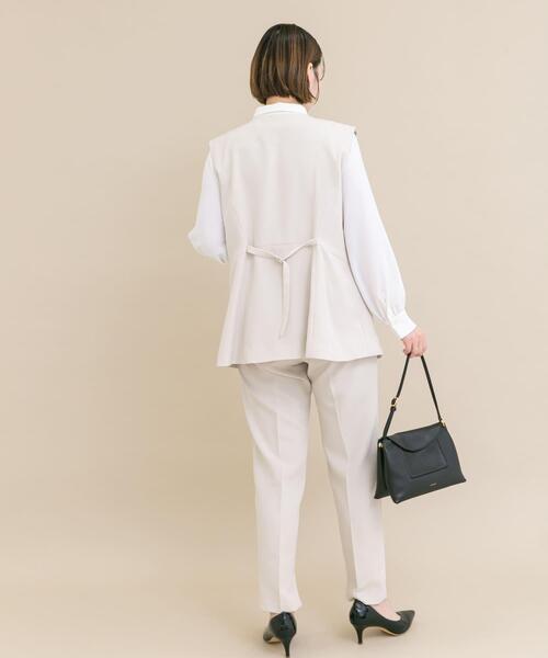 URBAN RESEARCH ROSSO WOMEN（アーバンリサーチ　ロッソ）の「『WEB/一部店舗限定』『SHORT/TALLサイズあり』ペプラムジレ+テーパードパンツ（セットアップ・レディース・ネイビー/ホワイト系その他/ブラック・38/SHORT/36/TALL）」の15枚目の写真