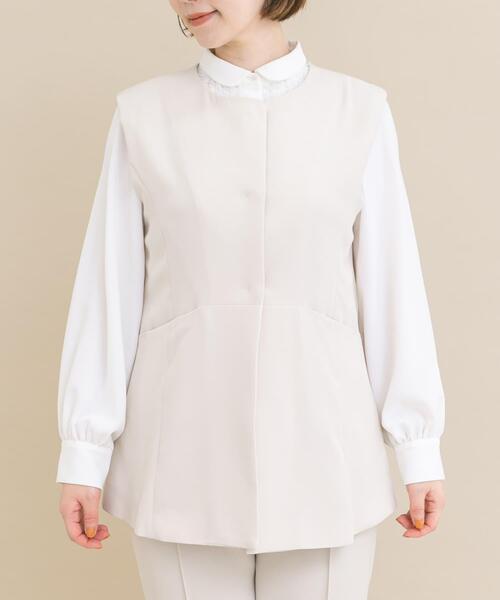 URBAN RESEARCH ROSSO WOMEN（アーバンリサーチ　ロッソ）の「『WEB/一部店舗限定』『SHORT/TALLサイズあり』ペプラムジレ+テーパードパンツ（セットアップ・レディース・ネイビー/ホワイト系その他/ブラック・38/SHORT/36/TALL）」の17枚目の写真