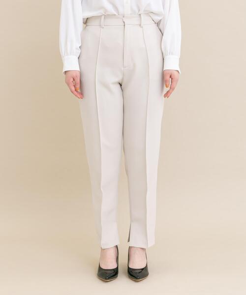 URBAN RESEARCH ROSSO WOMEN（アーバンリサーチ　ロッソ）の「『WEB/一部店舗限定』『SHORT/TALLサイズあり』ペプラムジレ+テーパードパンツ（セットアップ・レディース・ネイビー/ホワイト系その他/ブラック・38/SHORT/36/TALL）」の20枚目の写真