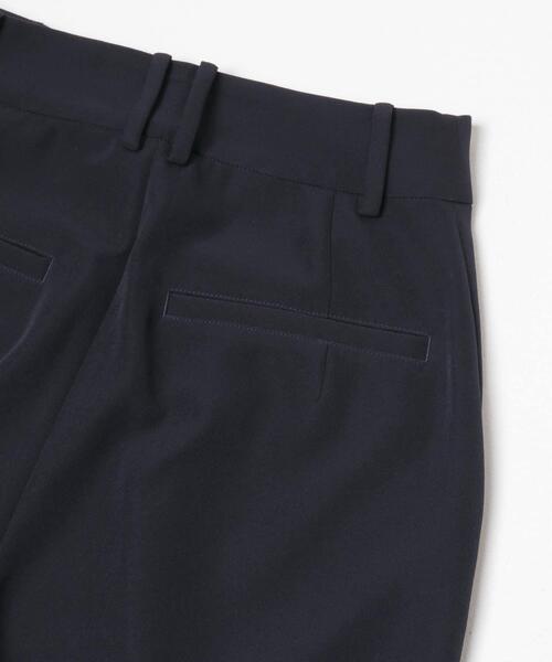 URBAN RESEARCH ROSSO WOMEN（アーバンリサーチ　ロッソ）の「『WEB/一部店舗限定』『SHORT/TALLサイズあり』ペプラムジレ+テーパードパンツ（セットアップ・レディース・ネイビー/ホワイト系その他/ブラック・38/SHORT/36/TALL）」の17枚目の写真