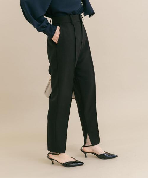 URBAN RESEARCH ROSSO WOMEN（アーバンリサーチ　ロッソ）の「『WEB/一部店舗限定』『SHORT/TALLサイズあり』ペプラムジレ+テーパードパンツ（セットアップ・レディース・ネイビー/ホワイト系その他/ブラック・38/SHORT/36/TALL）」の20枚目の写真