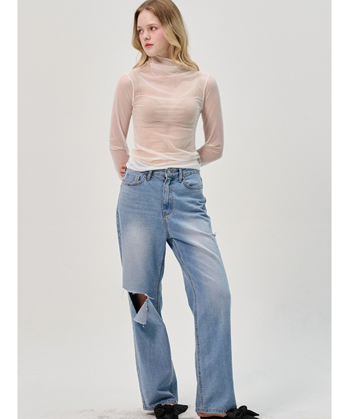Sorry,Too Much Love（ソーリートゥーマッチラブ）の「袖シャーリングシースルータートルネックトップ_ホワイト（Tシャツ/カットソー・レディース・その他・FREE）」の3枚目の写真