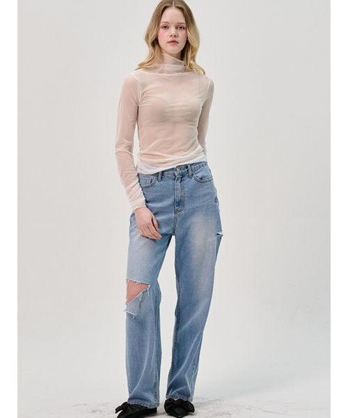 Sorry,Too Much Love（ソーリートゥーマッチラブ）の「袖シャーリングシースルータートルネックトップ_ホワイト（Tシャツ/カットソー・レディース・その他・FREE）」の4枚目の写真