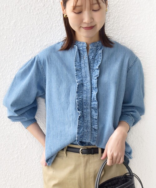 SHIPS（シップス）の「【WEB限定】〈洗濯機可能〉ライトオンス フリル デニム シャツ（シャツ/ブラウス・レディース・ライトブルー/ブルー・ONE SIZE）」の21枚目の写真