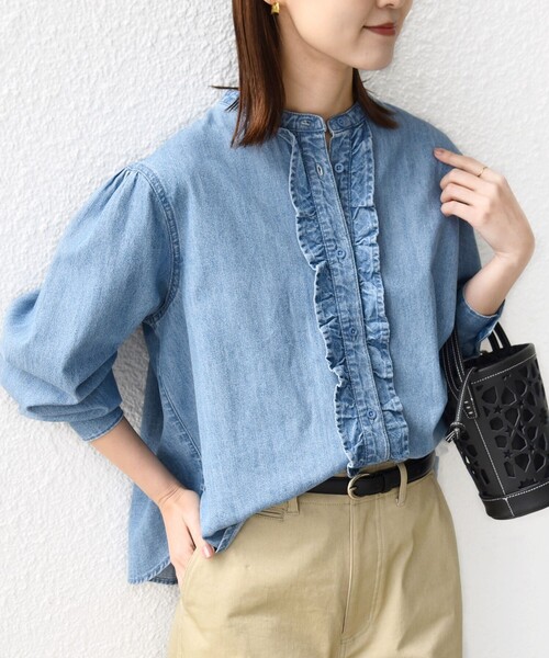 SHIPS（シップス）の「【WEB限定】〈洗濯機可能〉ライトオンス フリル デニム シャツ（シャツ/ブラウス・レディース・ライトブルー/ブルー・ONE SIZE）」の18枚目の写真