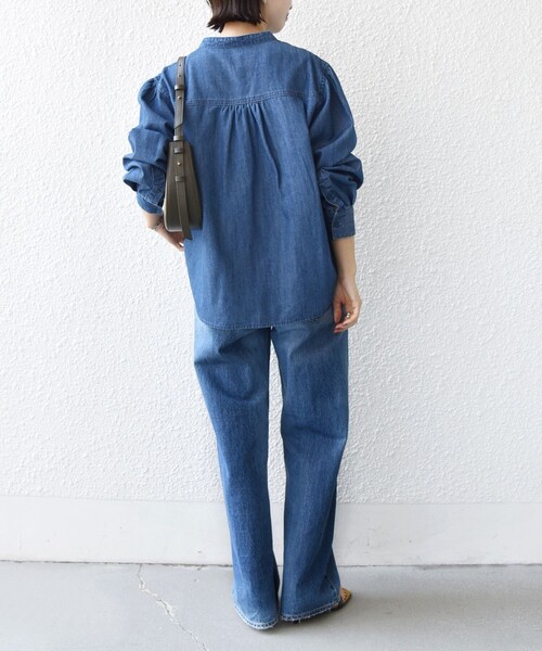 SHIPS（シップス）の「【WEB限定】〈洗濯機可能〉ライトオンス フリル デニム シャツ（シャツ/ブラウス・レディース・ライトブルー/ブルー・ONE SIZE）」の15枚目の写真