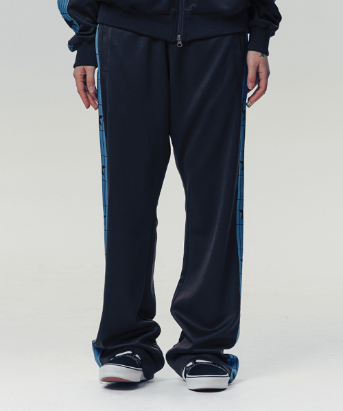 ISTKUNST（イストクンスト）の「IK TRACK JERSEY PANTS_BROWN(IK2FSMPA10A)（スウェットパンツ・レディース・ブラウン・S/M/L）」の8枚目の写真