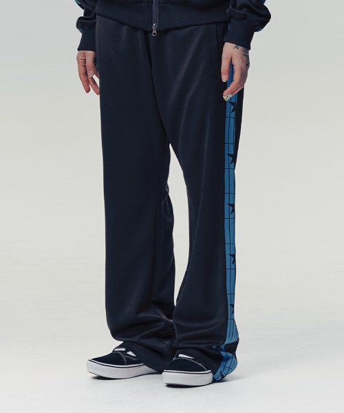 ISTKUNST（イストクンスト）の「IK TRACK JERSEY PANTS_BROWN(IK2FSMPA10A)（スウェットパンツ・レディース・ブラウン・S/M/L）」の9枚目の写真